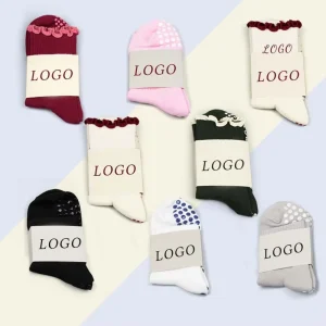 Anti Slip Womens Socks Crew Chaussette Grip Cotton Logo Pilates Socks Girls Low Moq Non Skid Yoga Socks