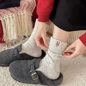 Autumn And Winter Wool Christmas Socks Women’s Fleece Embroidered Dot Yarn Wool Socks Warm Thickened Embossed Mid Calf Socks