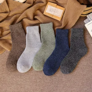 Autumn Crew Polyester Standard Warm Retro Casual Terry Socks with Character Pattern
