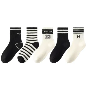 Autumn Fashion Kids Crew Socks Set Black and White Cotton with Cute Cartoon Pattern Knitted Technique