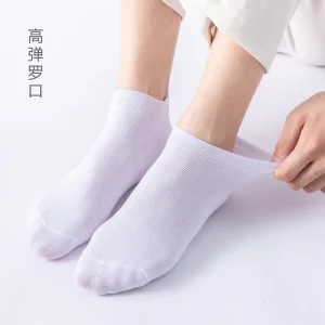 Bamboo Fiber Socks Custom Design Mens Short Bamboo Yarn Crew Socks Manufacturers