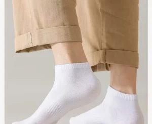 Breathable Black & White Men’s Short Socks for Summer Non Slip Design