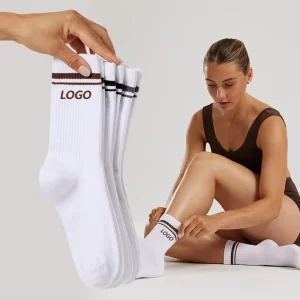 Breathable Crew Socks White Athletic Socks Sport Gym Crew Socks Casual Knitted for Men Women Adults