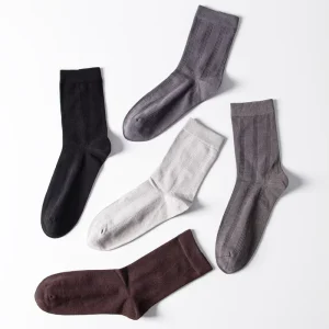 Breathable Soft Men Dress Socks High Quality Cotton Crew Socks for Office Daily Use