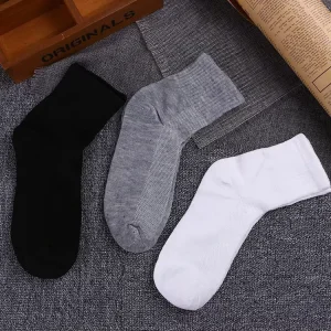 Classic Simple Black White Grey Breathable Men Crew Socks for Business Sport Socks
