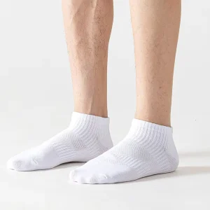 Cotton Crew Sock for Adults Solid Color Knitted Socks for Daily Use with Bottom Logo Position