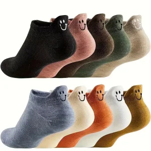 Cotton Disposable Knitted Women’s Short Ankle Socks For Winter Embroidered Smiling Heel Lovely Personality