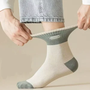 Custom Alphabet Casual Men’s Socks Sweat Absorbent Breathable Fashion Ins Style Antibacterial Cotton Socks