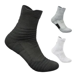 Custom Cotton Mens Winter Thick Outdoor Sport Terry Sox Cotton Basketball Running Athletic Thermal Quarter Socks for Men