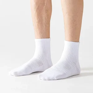 Custom Cotton Mesh Men’s Sport Socks Classical Black White Gray with Breathable Knitted Crew Three Lengths for Autumn Season