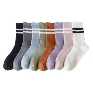 Custom Logo Female Grip Socks Non Slip Tube Yoga Socks Cotton Silicon Sport Anti Slip Pilates Socks for Women