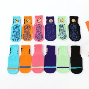 Custom Logo Kids Trampoline Grip Socks Cute Vivid Color Anti-Slip Jump Park Indoor Playground Socks