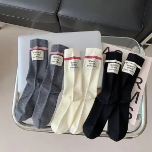 Custom Men’s Crew Sports Socks Non Slip Antibacterial Sweat Absorbing with Custom Logo Design for Spring