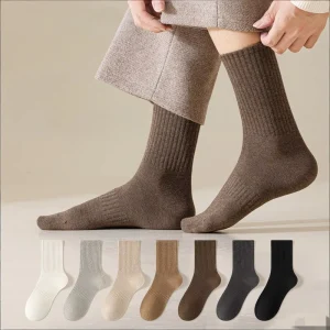 Custom Men’s Mid-Length Casual Cotton Socks for Autumn Winter New Business All-Match Solid Color Mid-Crew Socks