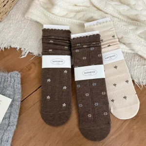 Customization Small Floral Embroidery Women’s Socks Korean Style Women’s Socks Breathable Mid Tube Socks