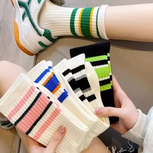 Customize Your Exclusive Color Solid Color Casual Cotton Combed Sports Socks Unisex Socks