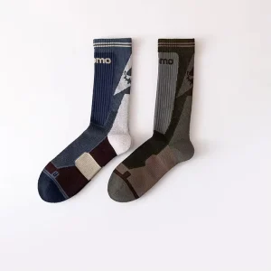 Customized Coolmax Quick Dry Cycling Socks Moisturizing High Crew for Left and Right Hiking Bottom Logo Position