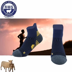 Customized High Quality Wool Socks Comfortable Warm Merino Wool Grip Sports Running Socks