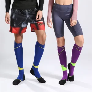 Factory Direct Custom Logo Elastic Athletic Compression Socks 20 30mmhg Knee High Stockings for Youth Sports Fans