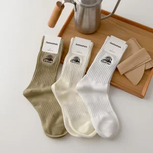 Factory Embroidered Logo Cotton Socks Customizable Embroidered Socks