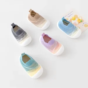 Factory Fashion Rubber Soles Kids Shoes Solid Color Socks Cotton Warm Non slip Woven Baby Boy Flying Woven Shoes