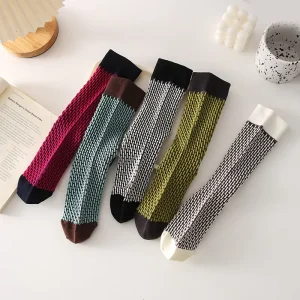 Factory Provides OEM Service Breathable Floral Pattern Combed Cotton Dress Socks for Winter Anti-Bacterial Sweat-Absorbent Crew