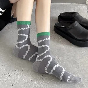 Factory Spot Goods Contrast Color Striped Jacquard Crew Socks Youth Multi color Spliced Cotton Breathable Casual Socks