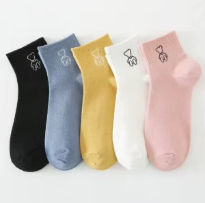 Fashion Casual Cotton Ankle Socks for Women Cute Bear Logo Short Socks Knitted Autumn Pattern