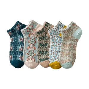 Fashion Style Retro Women’s Ankle Socks Female Three Dimensional Relief Women’s Socks