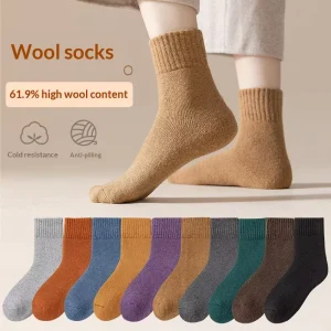 Fleece Lined Thickened Winter Couple Solid Color Casual Men’s Wool Mid Calf Cold Resistant Warm Women’s Terry Long Socks