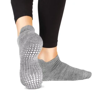 Free Sample Rubber Grip Yoga Socks Anti Slip Fitness Dance Pilates Socks With Logo for Women and Men