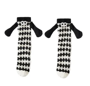 Fun Cartoon Eye Magnetic Couple Socks Unisex Black And White Color Block Mid Calf Socks With Creative Hand Holding Design