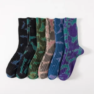 Grunge Tie Dye Crew Socks for Men Bold Gradient Color Accent Soft Stretchy Comfortable Casual Streetwear Trendy Multicolor Socks
