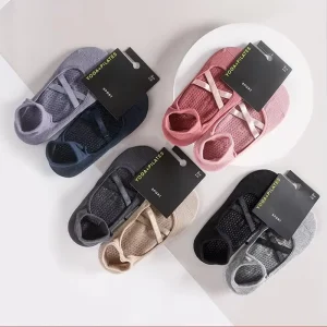 Gym Women Pilates Socks Custom Logo Anti Slip Grip Socks Manufacturers Sports Yoga Socks