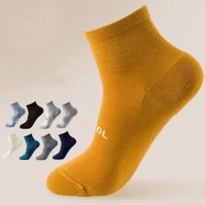 High Performance Wool Ankle Socks for Men Women Moisture Wicking Size Free for Summer Winter Sports Running