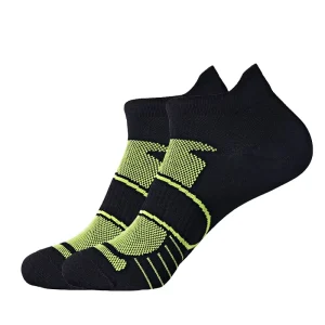 High Quality Comfortable Quick Dry Breathable Anti Bacterial Nylon Polyester Cotton Blend Sport Socks Custom Logo Men’s Socks