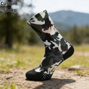 High Quality Crew Socks Custom Knitted Anti-slip Breathable Quick Dry Sporty Regular Style Unisex Adult Socks