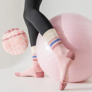 High Quality Crew Sports Cotton Gym Non slip Socks Custom logo Trainer Sticky Socks Seamless Anti slip Yoga Pilates Grip Socks