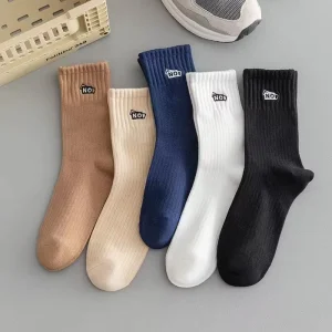 High Quality Custom Pattern Cotton Socks Men Crew Custom Logo Design Embroidered Socks
