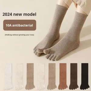 High Quality Five Toe Split Toe Women’s Cotton Knitted Antibacterial Odor Resistant Autumn Winter Crew Socks