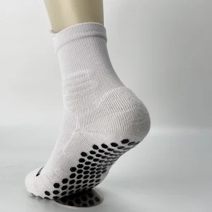 High Quality Grip Soccer Yoga Socks Cotton Sport Crew Anti Slip Tape Design Breathable Quick Dry Sweat Youth Thick