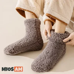 High Quality Men’s Winter Thickened Indoor Thermal Socks Customized Keeping Warm Anti pilling Fleece Anti slip Slipper Socks