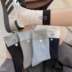Korean-style Heart-shaped Embroidered Breathable Seamless Women’s Spring Autumn Slouch Socks Color-block Boneless Mid-calf Socks