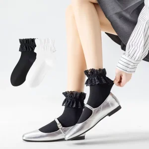 Lace Trim Knitted Women’s Lolita Solid Color Crew Socks Black and White Sweet Casual Socks