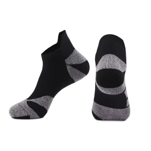 MQ 016 Shock Absorbing Wear Resistant Low Cut Socks Seamless Toe Comfort Sports Socks