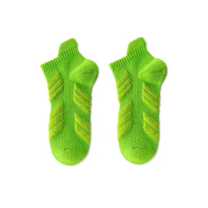 Men’s Athletic Running Basketball Socks Cotton Breathable Cushioned Thick Bottom Knitted Ankle Socks