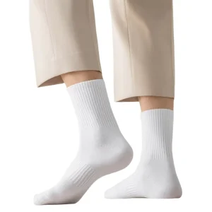 Men’s Custom High Ankle Crew Short Tennis Socks Thick Black and White Cotton Sport Sock Winter Knitted Technique