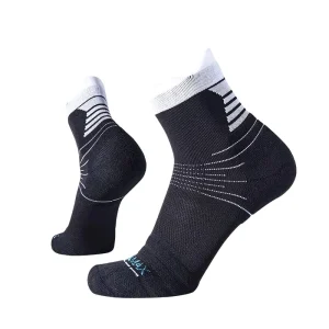 Men’s HAK High-quality Custom-made Coolmax Moisture-wicking & Antibacterial Ankle Spring Running Sports Socks for Outdoor Sports