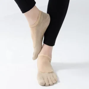 Men’s Professional Anti Bacterial Anti slip Pilates Five Finger Hiking Ankle Socks Indoor Super Breathable Cotton Bamboo
