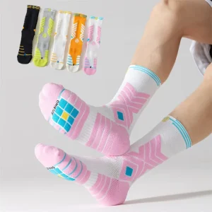 Men’s Professional Basketball Socks Color-block Fleece-lined Knitted Trendy Mid-calf Moisture-wicking Breathable High Socks